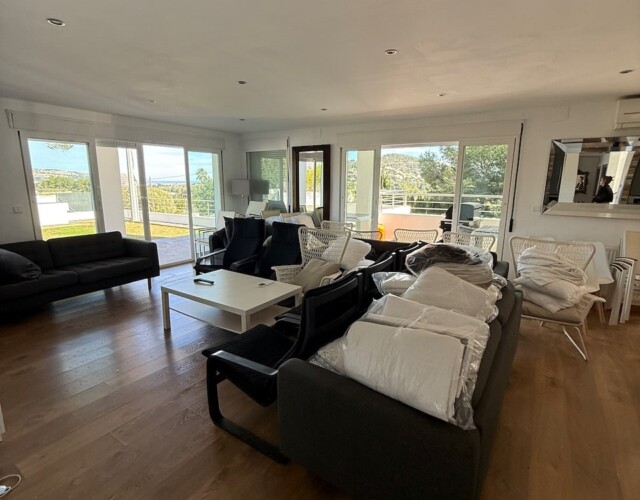 Main floor living area